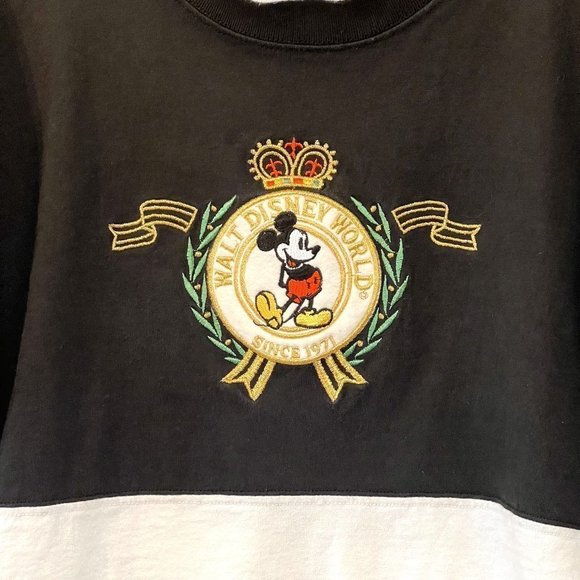 Vintage Walt Disney World Disney Originals SS T-Shirt Applique Embroidered Gold - Picture 2 of 7